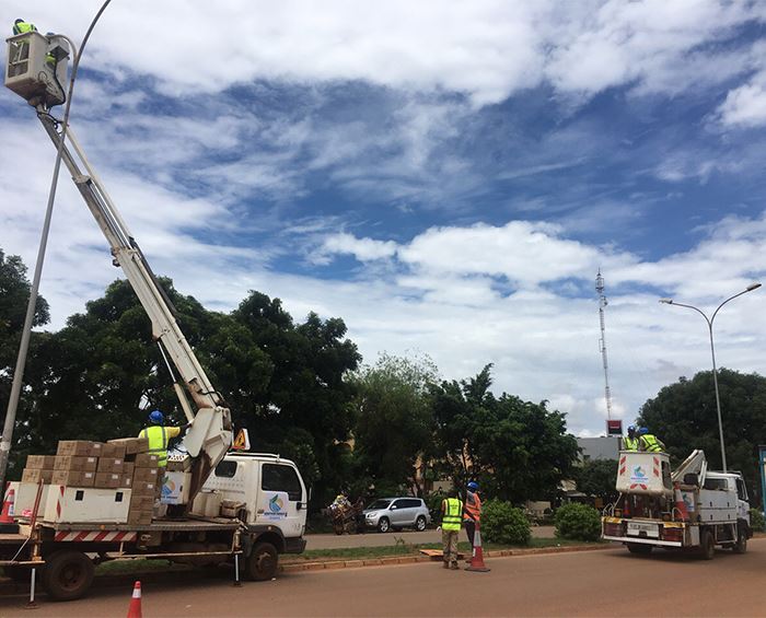 LED Txoj Kev Teeb Txoj Kev yuav tsis ua rau ib puag ncig muaj kuab paug 左蓉 - ...